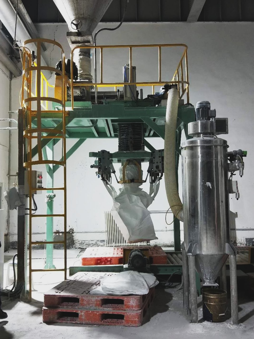 Big Jumbo Bagging Machinery Packing Bulk Bag Filling Station Compost Bagging Equipment
