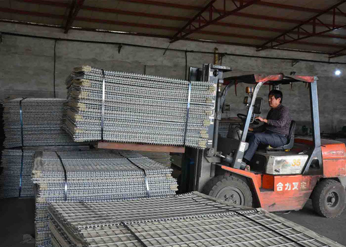 Mil5 Hot Dipped Galvanized Hesco Defensive Barrier