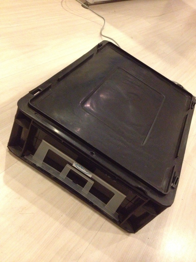 SGS Abrasion Resistant UV Coating Plastic 400*300mm ESD Parts Bins