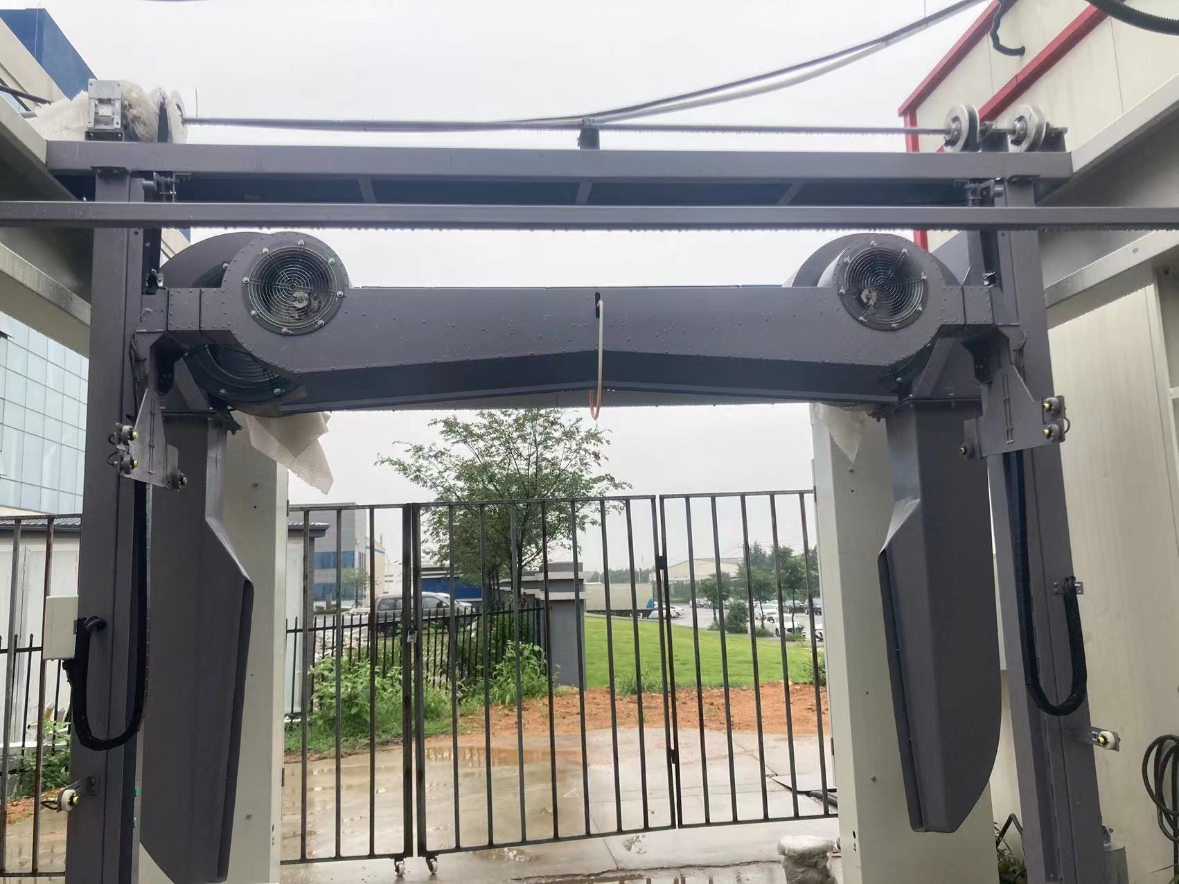 American Tunnel Car Wash Equipment for North/Latin/South America and Customizable Logo Accepted