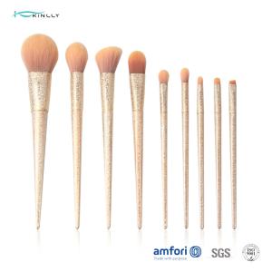 China Gold Synthetic Hair Makeup Brushes Travel Kit With Plastic Handle wholesale