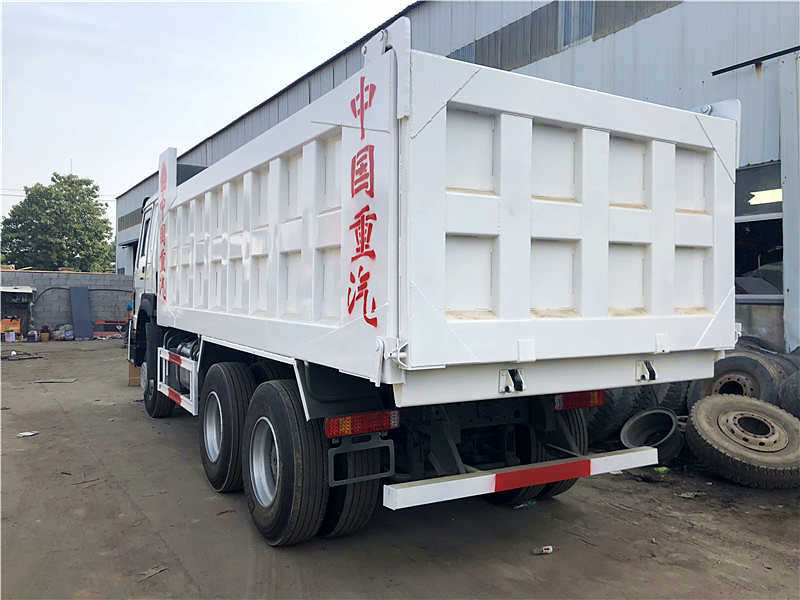 Fairly Used Direct Selling 10 Wheels 375HP Used HOWO 50 Ton Used Heavy Duty Truck for Africa Market