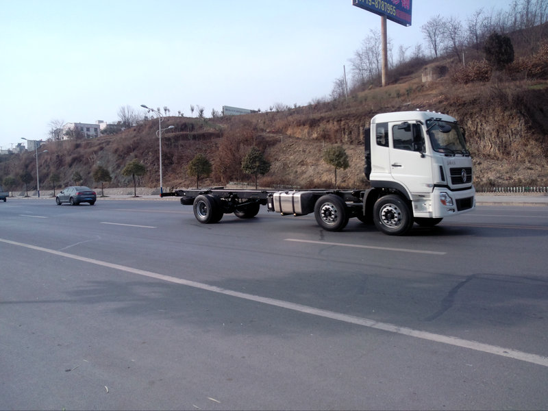 Euro3 Dongfeng Kinland EQ5190GYY3 Fuel Tank Truck,Dongfeng Truck,Dongfeng Camions