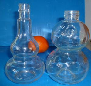 China gourd shape liquor glass bottle wholesale