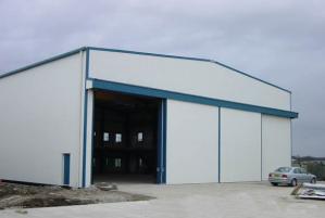 China Flexible Metal Agricultural Buildings , C / Z Shape Steel Channel Goat Farm Shed wholesale