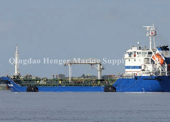 Two Year Warranty High Reliability Inflatable Floating Rubber Fender with Fender Davit on Sale
