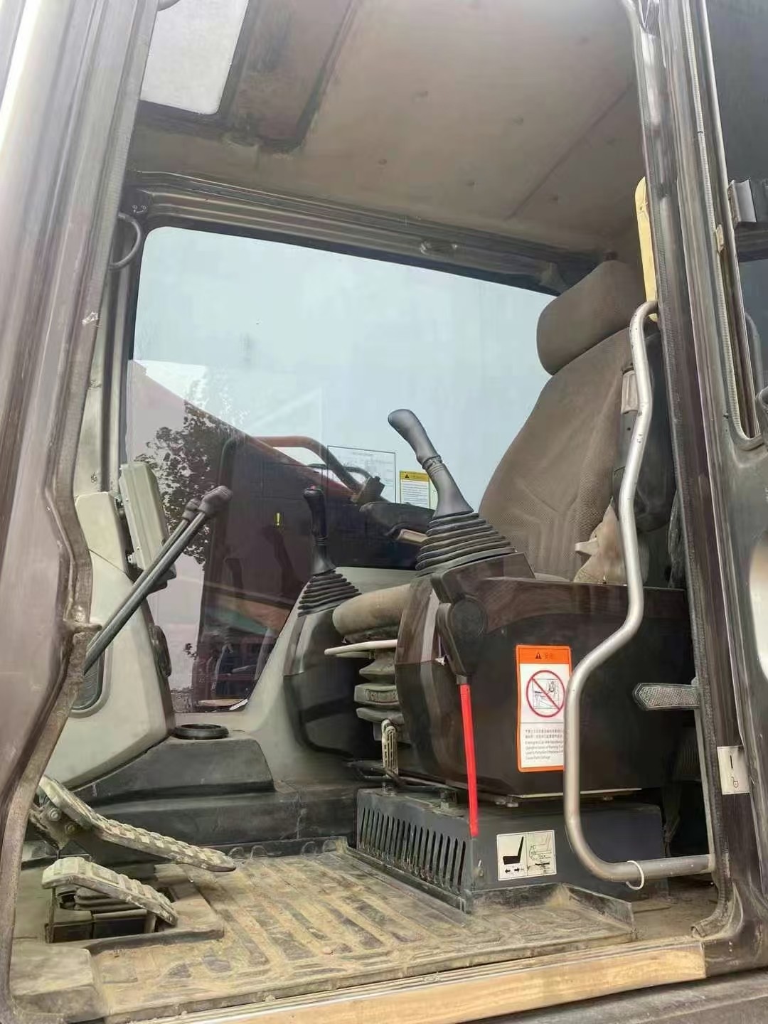 30 Ton Medium-Sized Construction Equipment Sany Sy305h Crawler Used Excavator