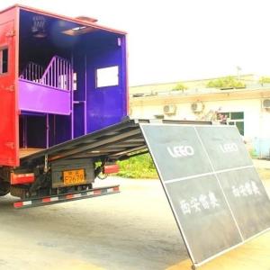 China Steel Tractor Trailer Liftgate 1.5 Ton Heavy Duty Passenger Tail Lifts wholesale