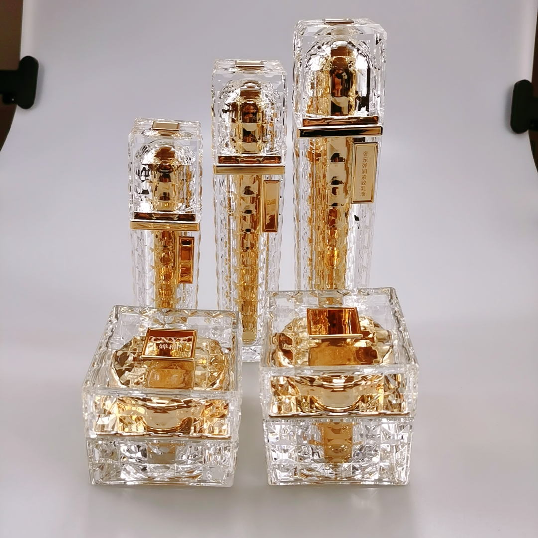 30g 50g Acrylic Gold Cream Jar for Skincare Cream Plastic Jar Eco-friendly and Design