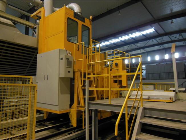 380V Semi - Automatic Pouring Machine 1000KG-2500KG Capacity 15-22kg/Sec