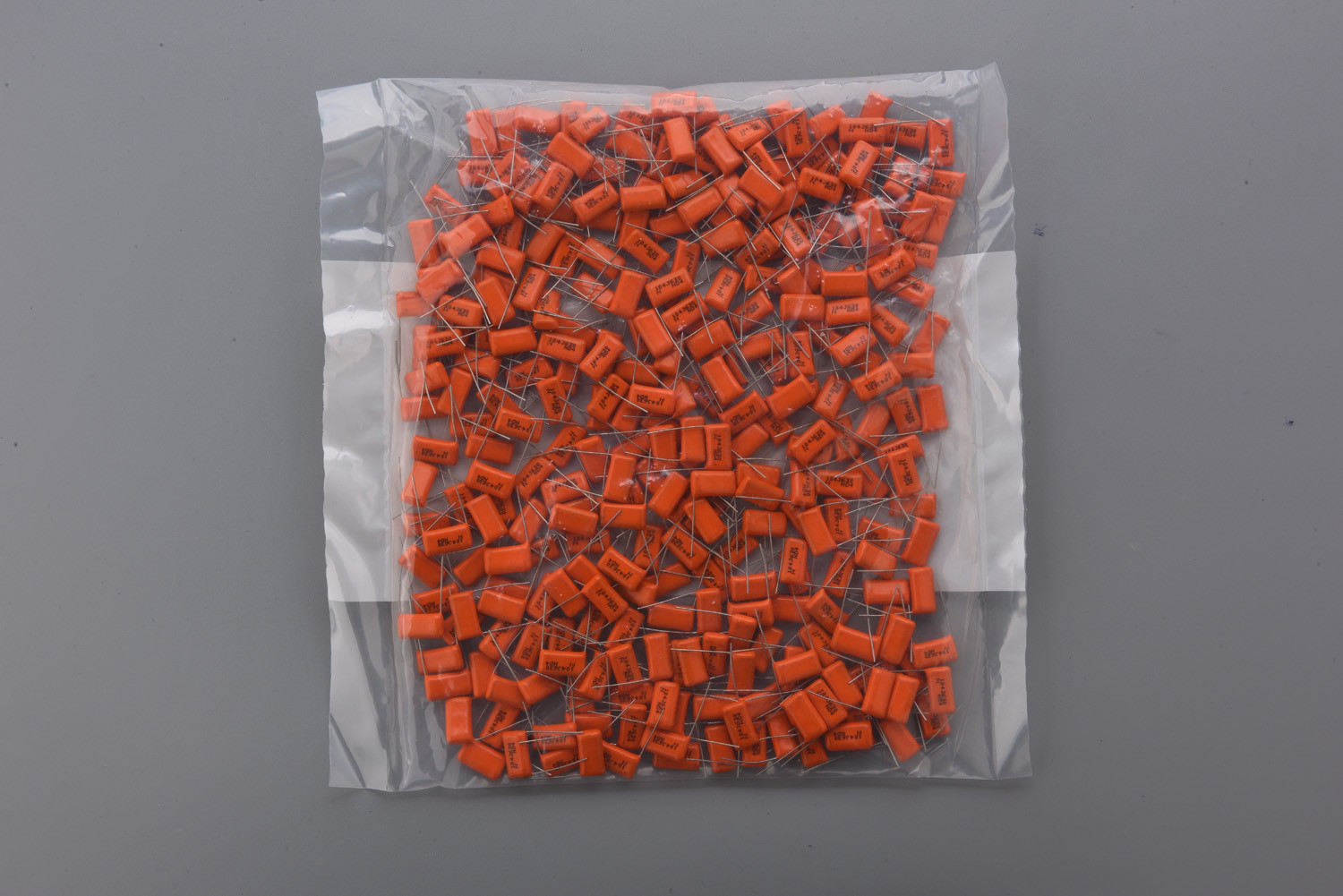 Small Pouch Packaging Machine for Screw Button Plastic Parts