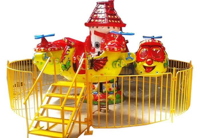 Rotating Kiddie Carousel Horse Ride With Gorgeous Lights And Great Music