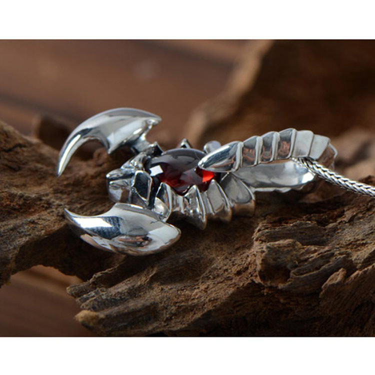 Women's and Men's Sterling Silver Vintage Style Garnet Scorpion Pendant Necklace(N6030801RED)