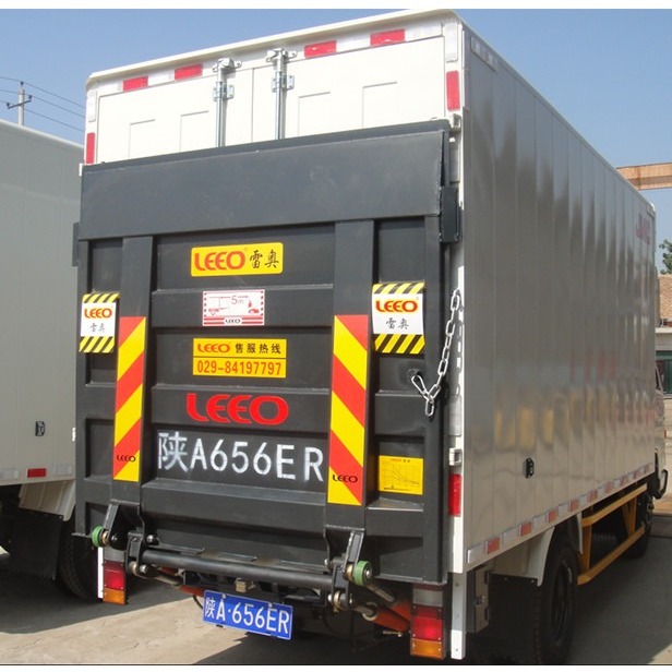 Steel Automobile Plate Truck Tail Gate Lift With Marks Loading 1500kg 2500kg