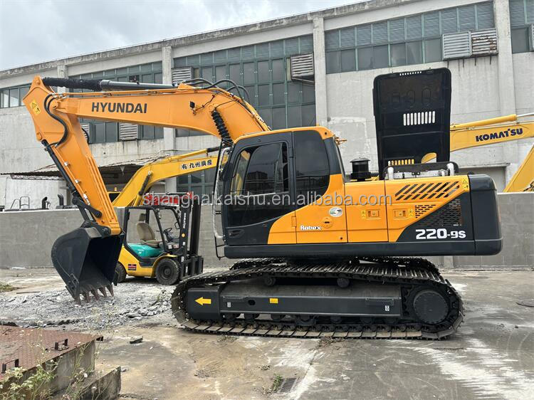 Hyundai R220LC 220LC-9S Second Hand 22ton Excavator Shovel Digger 1.05m3 2022 Model