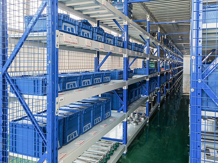 Warehouse Rack 200-300kg Per Layer Multi-Tier Shelving with Customizable Floor Design