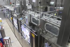 China Real Time Monitoring 20000 BPH Aseptic Bottle Filling Machine wholesale