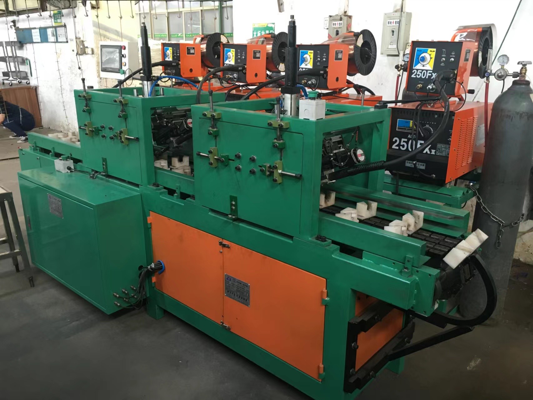 Fully Automatic CO2 Welding Machine 380V CO2 Welding Equipment