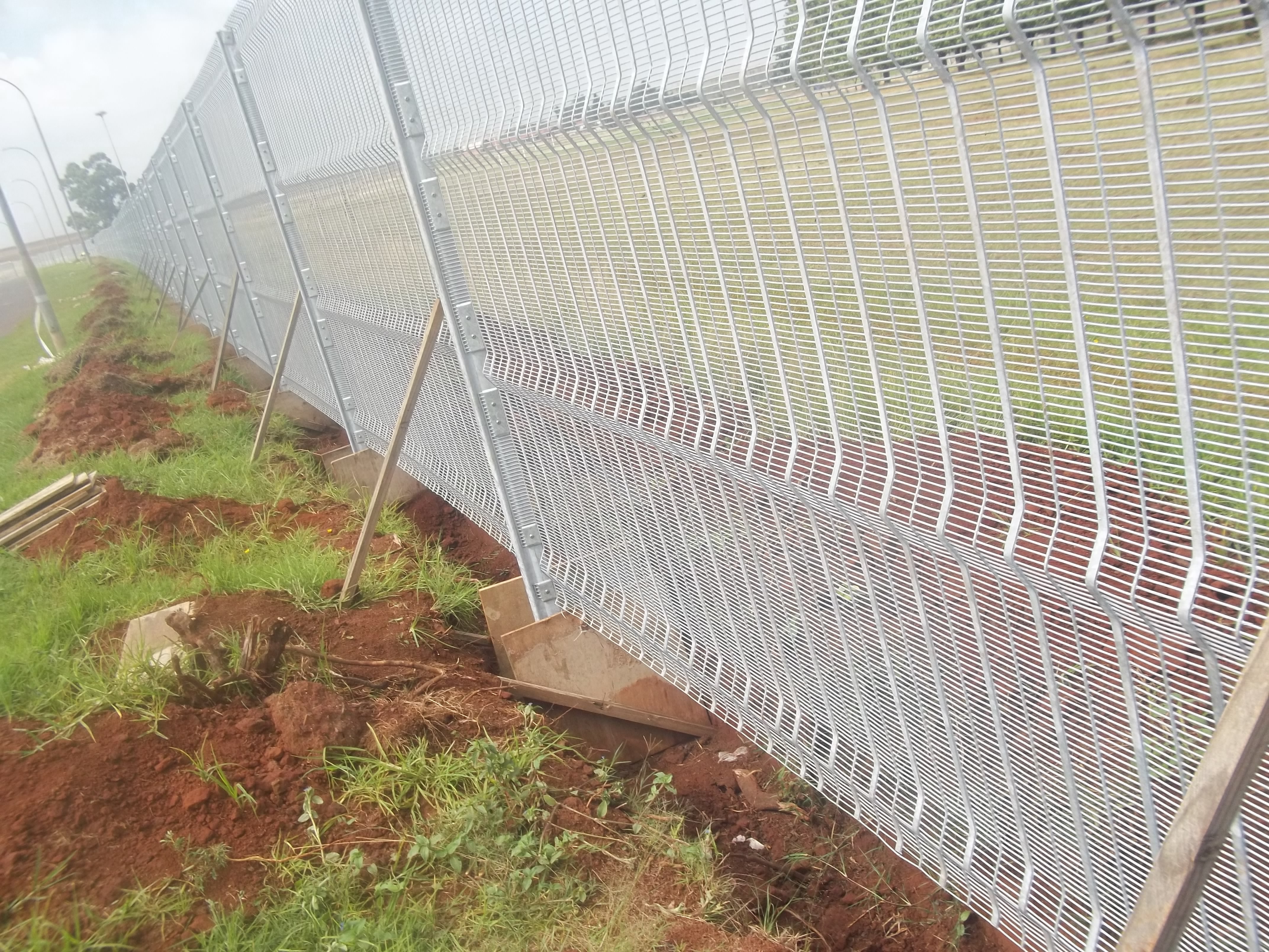 china wholesale ClearVu security fence spikes / Powder Coated security fence with spikes