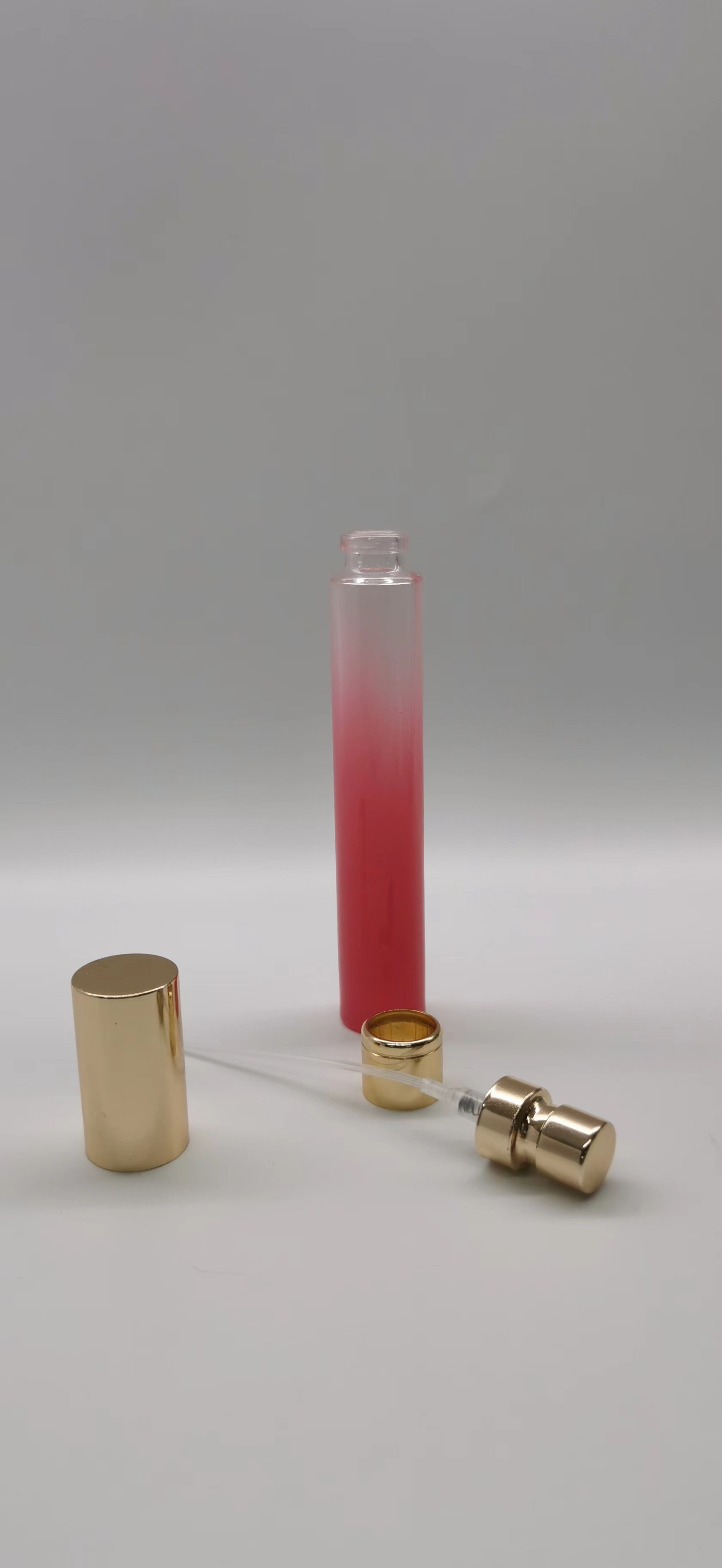 Bottom Glass Perfume Bottle Aluminum Sprayer With Atomizer 10ml Thick