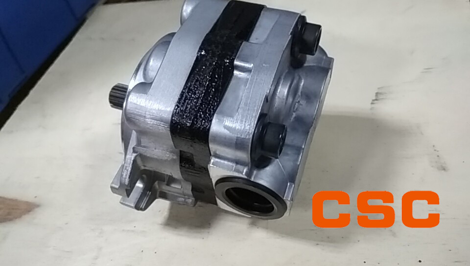 KAYABA KYB Spare Parts Hydraulic Poilt Gear Pump KFP2212 KFP2212CLWS