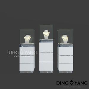 China Lighted Jewelry Store Display Cabinets wholesale