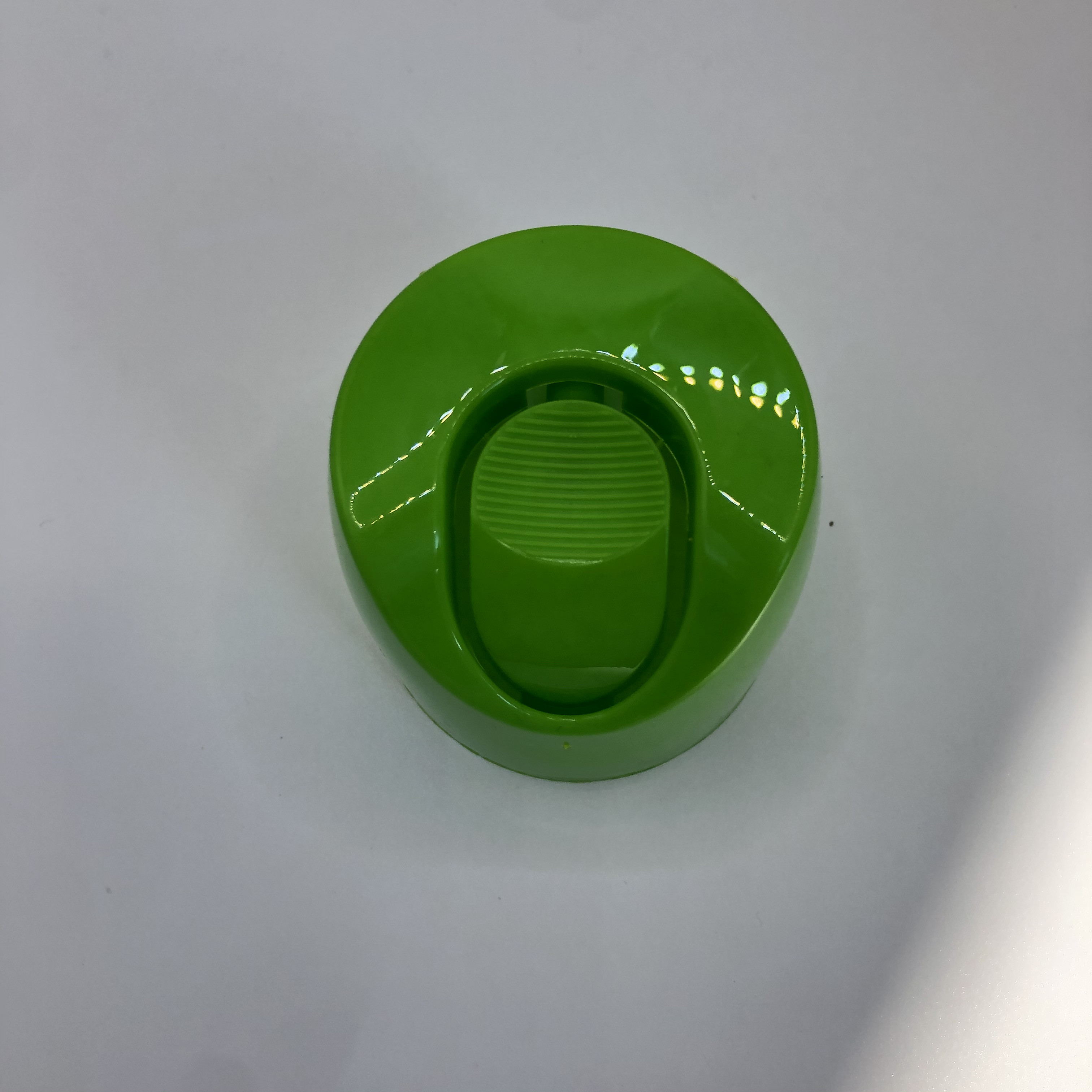 White Plastic Spray Bottle Cap Ergonomic Design