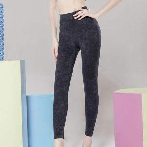 China Jacquard artwork 260g Womens Yoga Leggings Black Seamless Gym Tights wholesale
