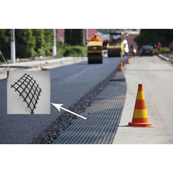 Reinforcement Asphalt Paving Glass Fiber Geogrid Coated Bitumen For Airport Runway