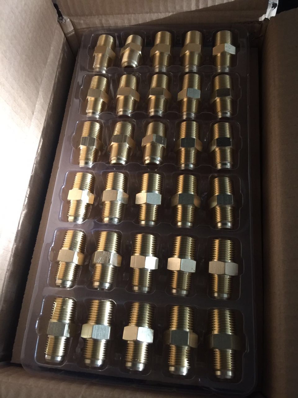 Lead Free Brass Brass Hex Nipple , 3/8'' Forged Pipe Fitting