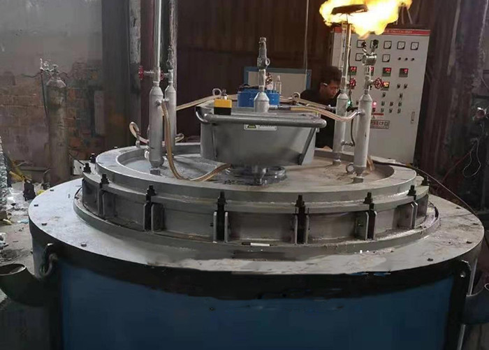 Low Temperature Electric Gas Nitriding Furnace Vacuum Control 380 / 440V Voltage
