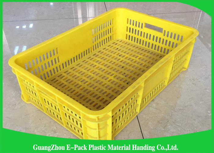 Economic Plastic Stacking Crates , Recyclable Industrial Plastic Crates Space Saving