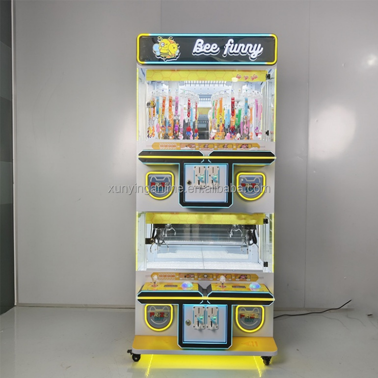 Amusement Game Center Indoor Coin Operated Toy Arcade Doll Claw Machine for 4 Players