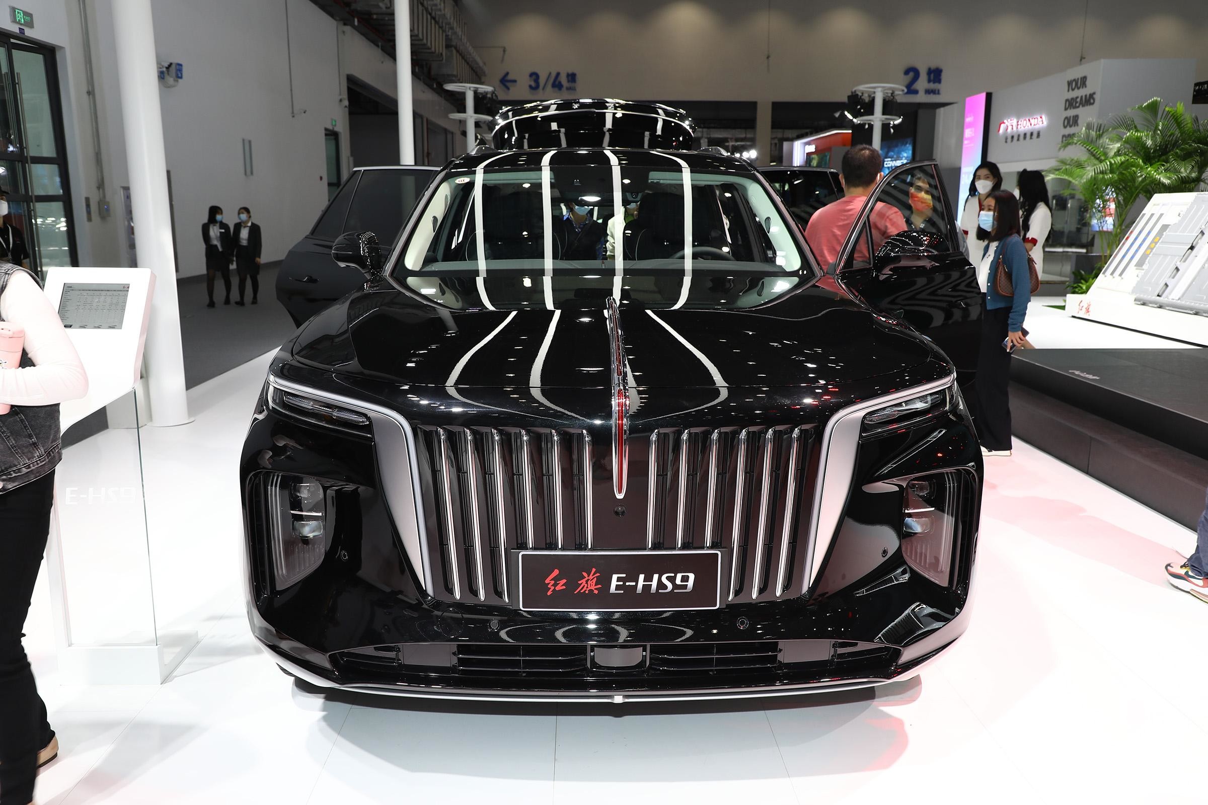 Dual Motor 4WD E-HS9 Hongqi Auto Electric Cars 200 Miles