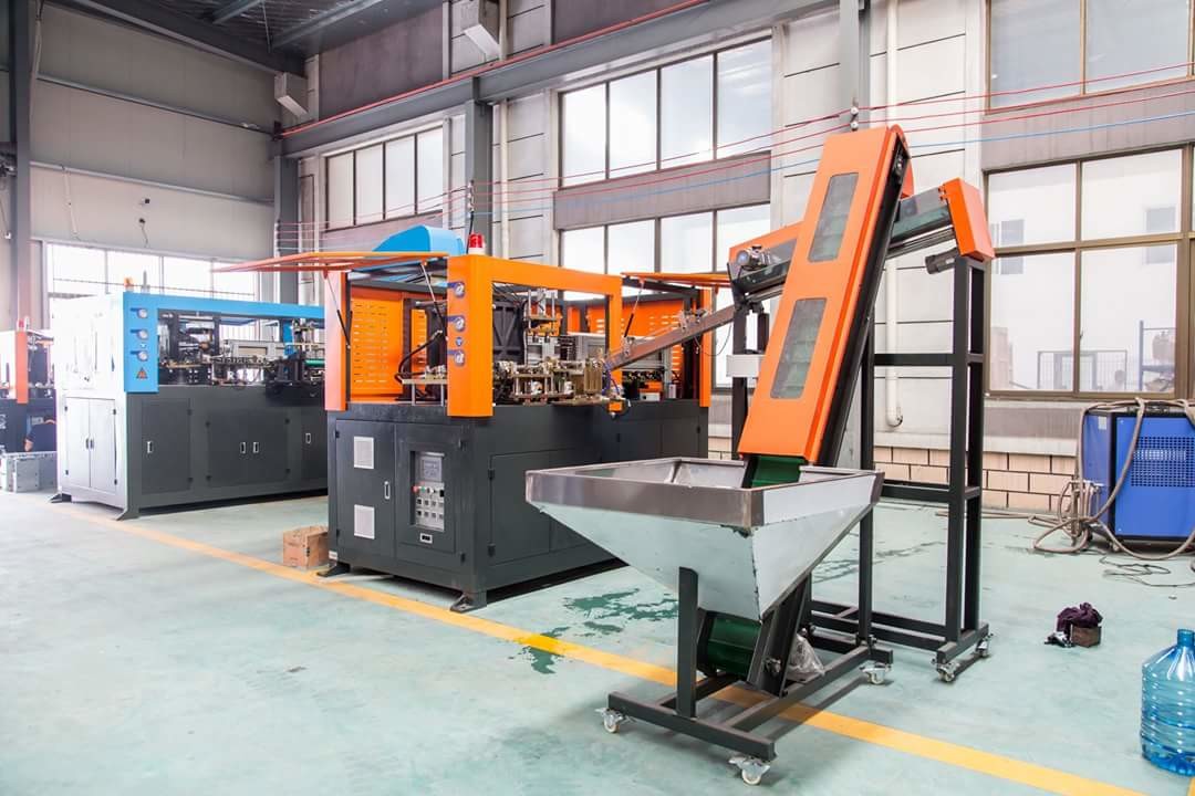 2000 - 3000 PCS / H Plastic Pet Bottle Making Machine With CE Approved