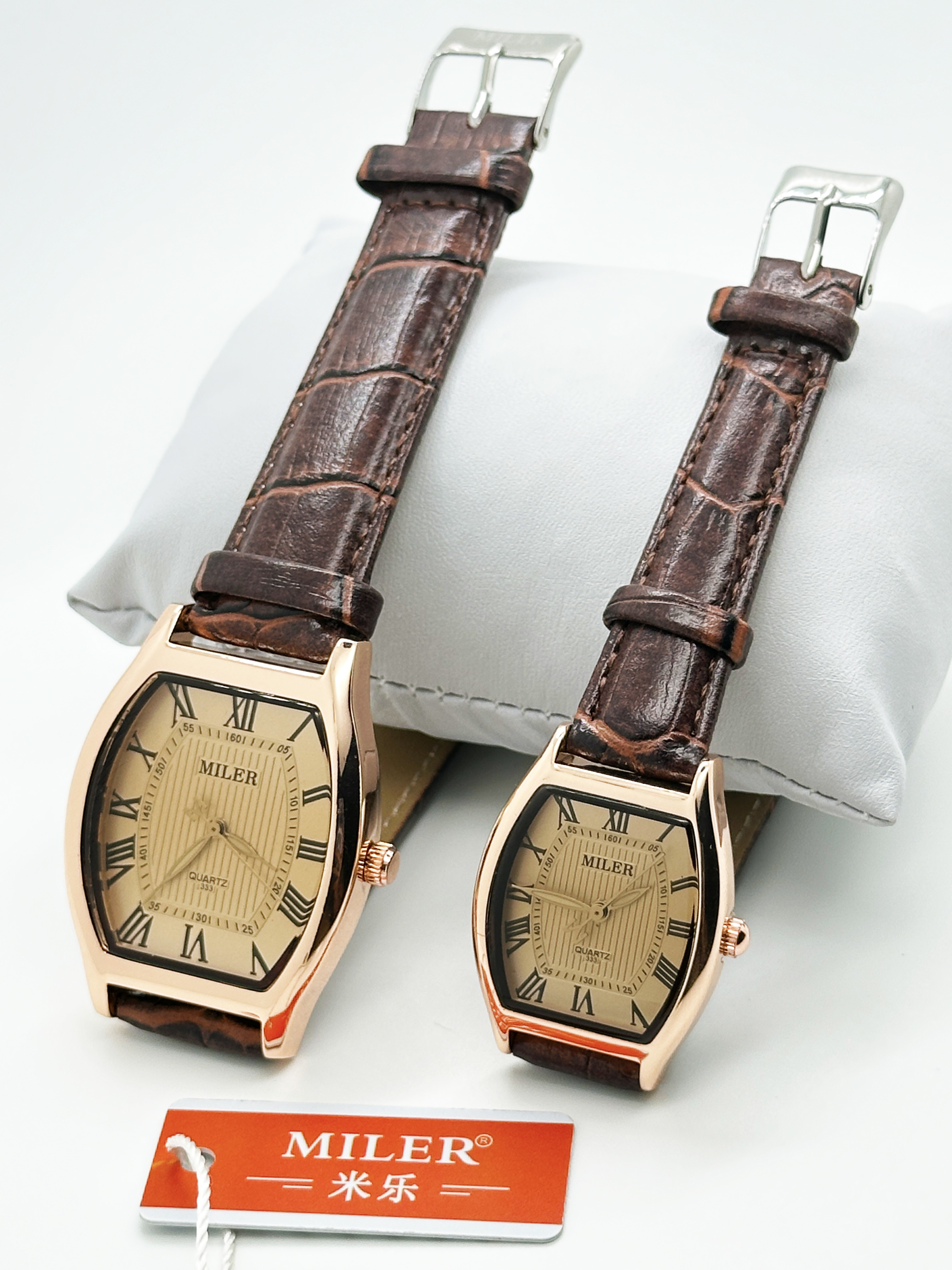 Unisex Stylish Couple Watch Waterproof Luminous Quartz Watch