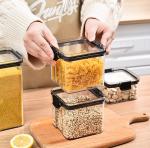 Kitchen PET Plastic Pantry Storage Containers For Food Organization 460ml 700ml