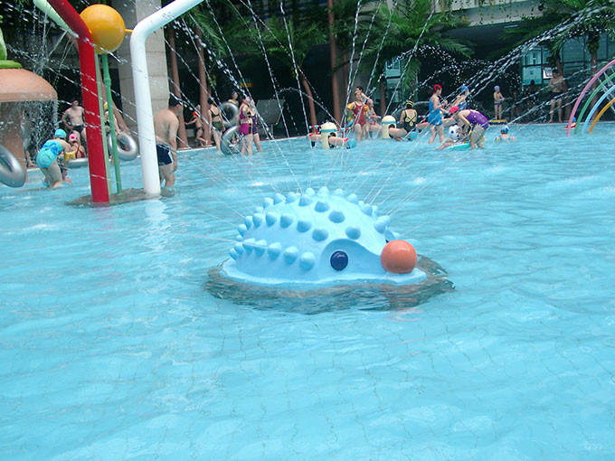 Playground Aqua Water Toys Fiberglass Dolphin Sprinkler For Splash Pad