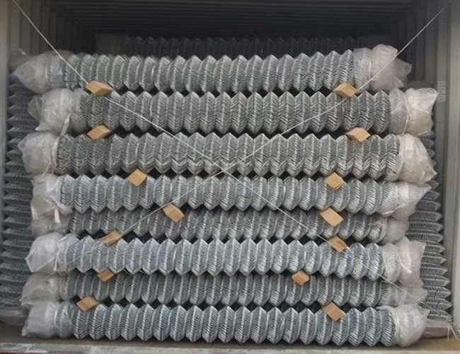 1 Inch 1.2mm GI Chain Link Mesh Fence Security Fencing Odm