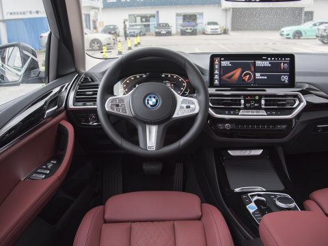 535km High Endurance Pure Electric SUV BMW 2023 ix3 Made in with 400N.m Maximum Torque