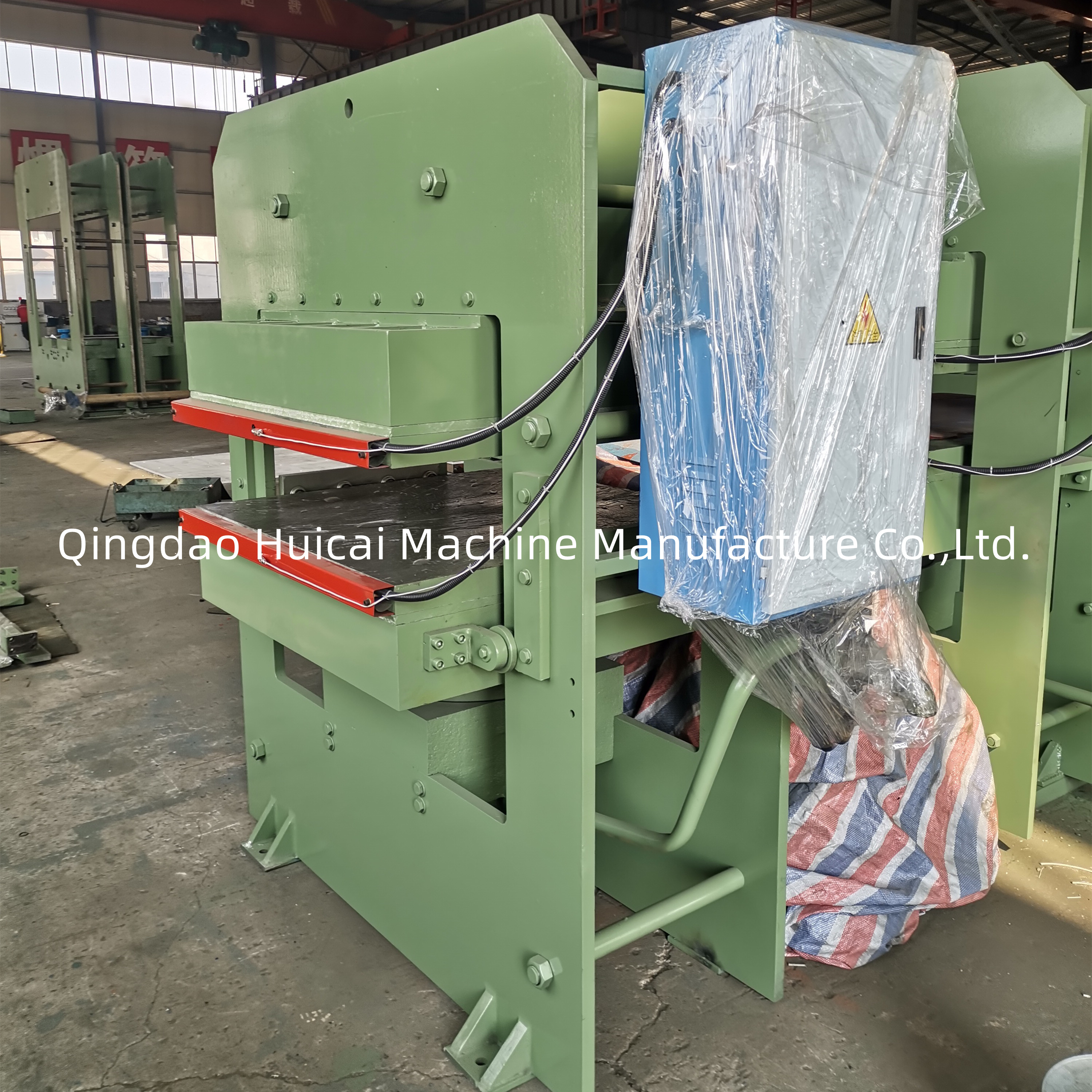 400mm Piston Stroke Automatic Frame Type Vulcanizing Press Rubber Product Making Machine