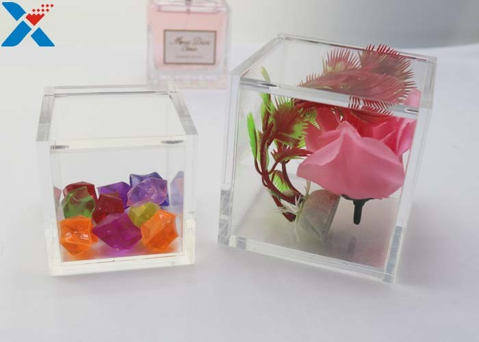 Wedding Candy Acrylic Packaging Box Mini 2 Inch Clear Acrylic Cube Box With Lid