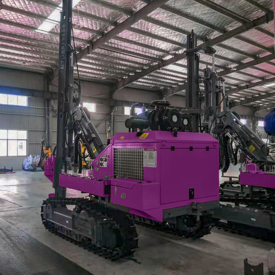 Hydraulic DTH Drilling Machine Borehole Depth 30m Crawler Drilling Rig