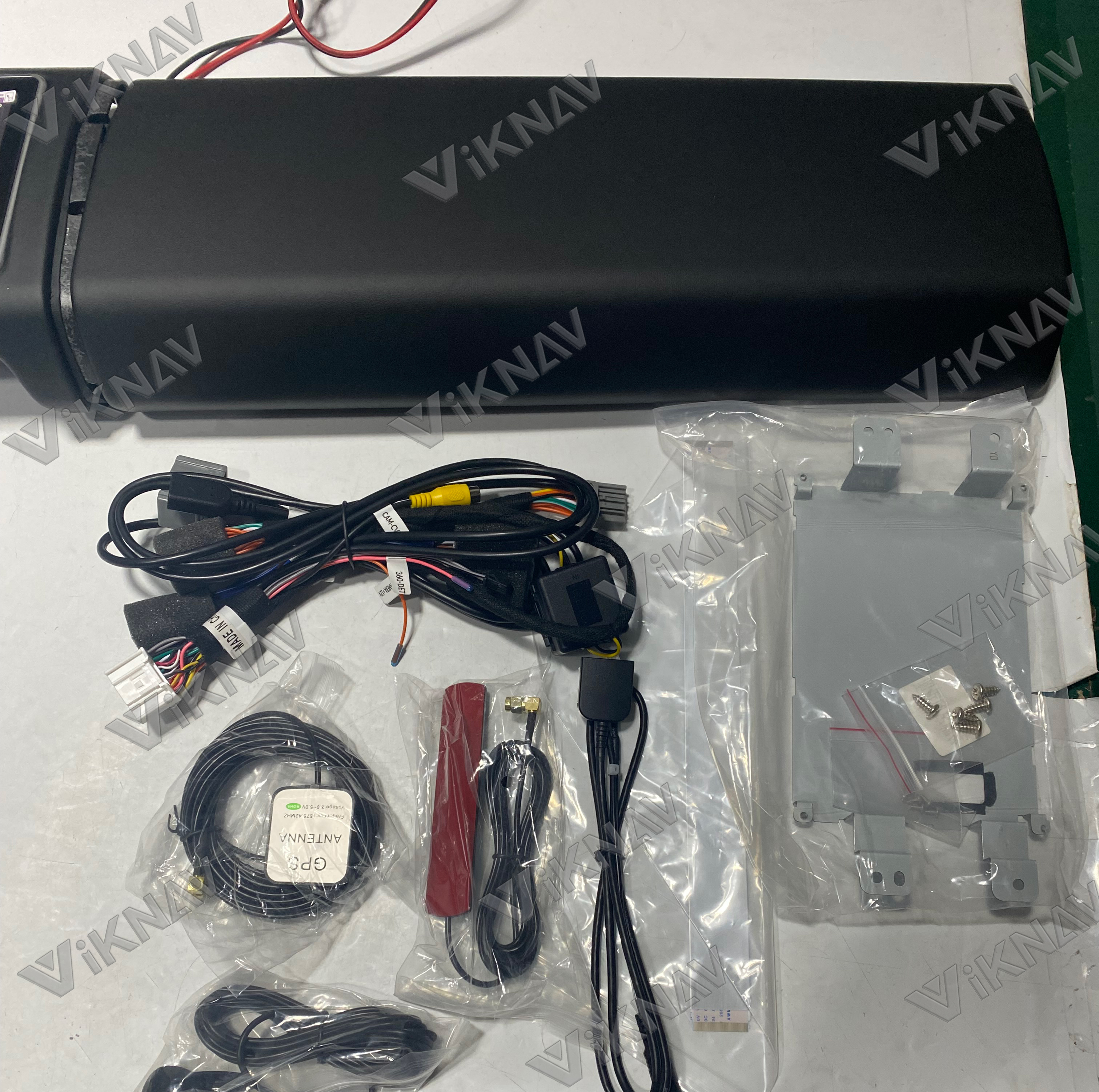 Viknav Car Radio For Range Rover Vogue L405 (2013-2020) 12.3 inch With AC Touching Screen Multimedia Player Navigation