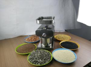 China Family Type Food Oil Making Machine , Portable Oil Press Machine For Plant Seeds wholesale