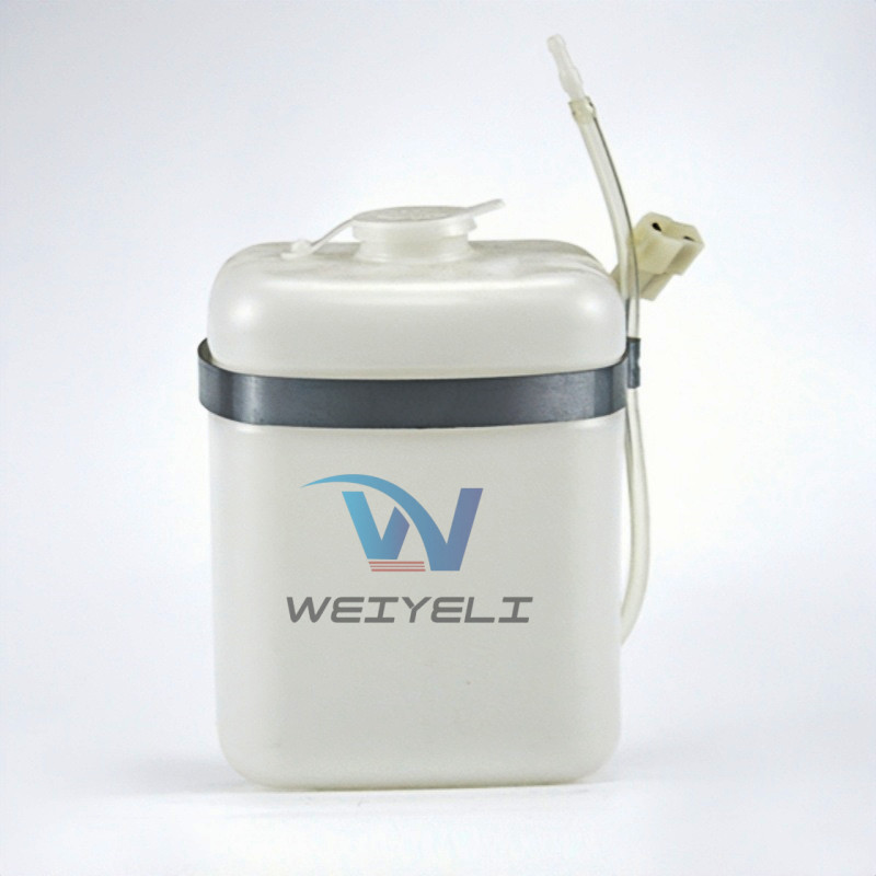 Sany Universal Windshield Wiper Spray Bottle 12V 24V Coolant Expansion Tank