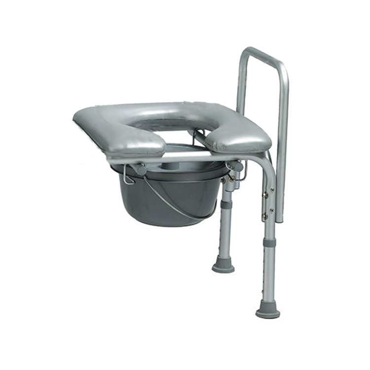 Hospital Toilet Commode Transfer Bench Seat With Bedpan Commode Chair
