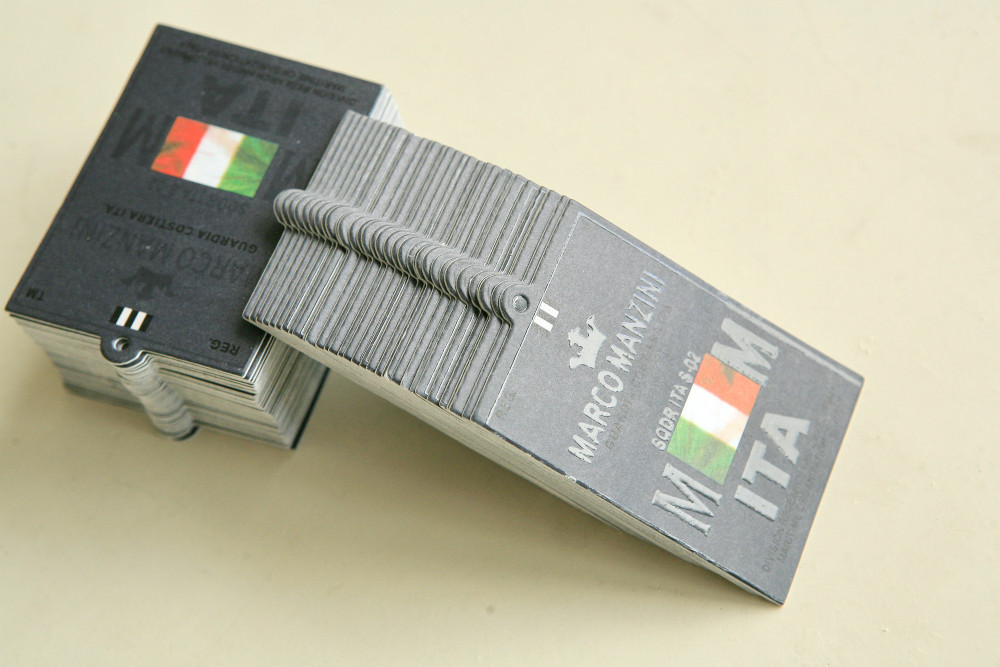 Custom cheap Clothing Tags / Hang Tag / Garment Hangtag supplier