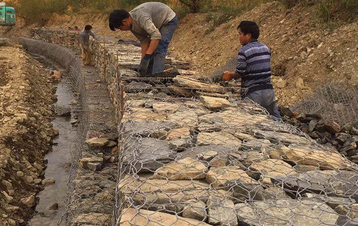 2x1x1m Hexagonal Hole Galvanized Gabion Mesh 80 X 100mm