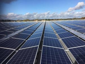China Lightweight Ultra Thin Glass Sheet for Front Solar Cover wholesale